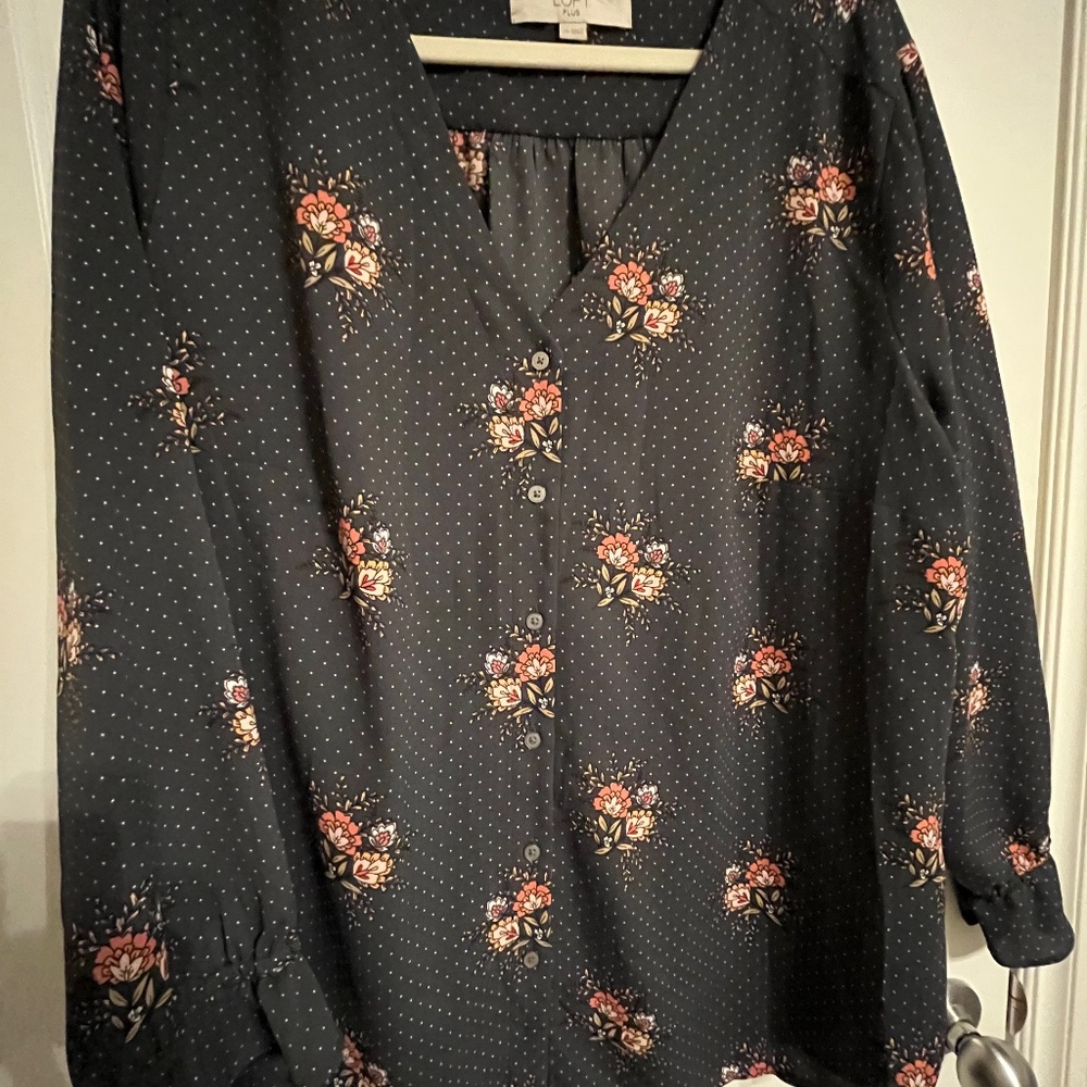 LOFT grey long sleeve floral blouse